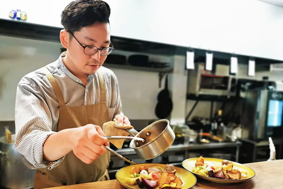 gruta店主 鶴田直也さん