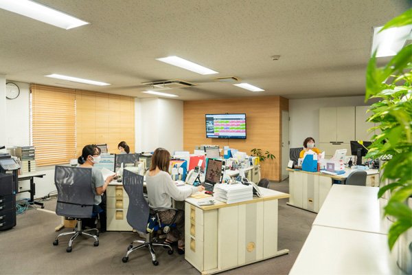 株式会社弘法＿社内お写真②