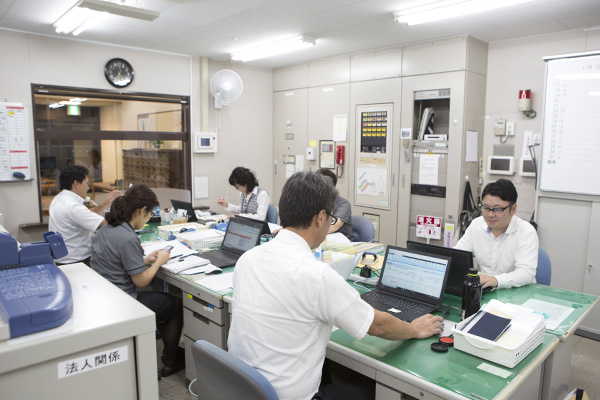 社会福祉法人尾道さつき会＿社内お写真①