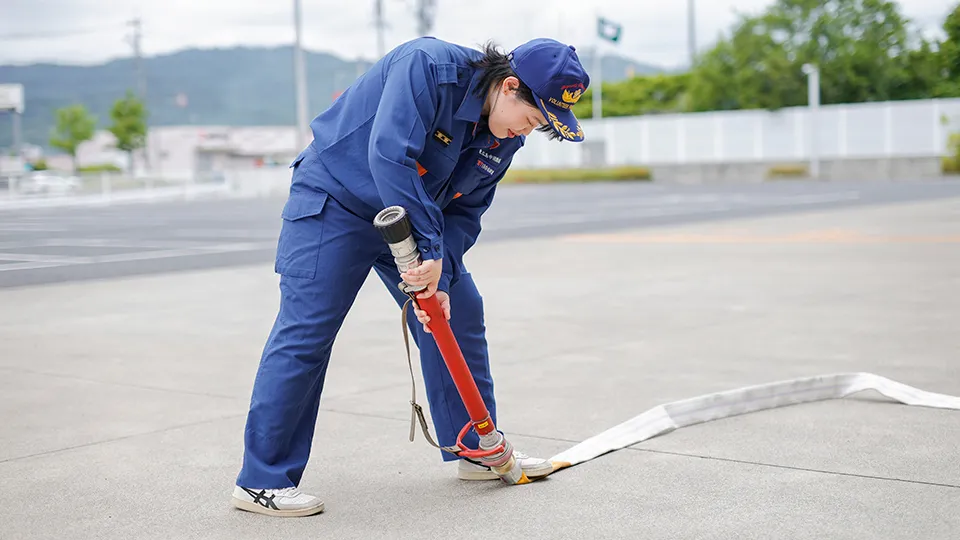 訓練中の日谷さん