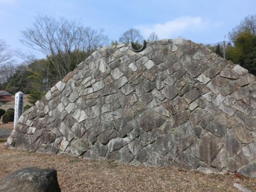 三永の石門