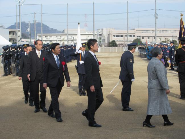 T:X議会事務局議会事務局秘書課HP用写真H28年度H29年1月.18県警年頭視閲式①視閲.JPG