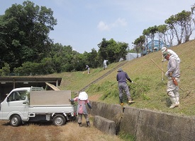 法面の除草