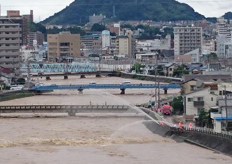 海田町