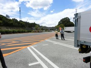 街頭キャンペーン実施写真２