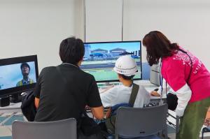 ドローンフライトシミュレータ体験