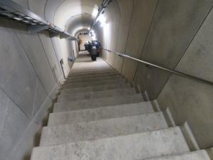 トンネル内