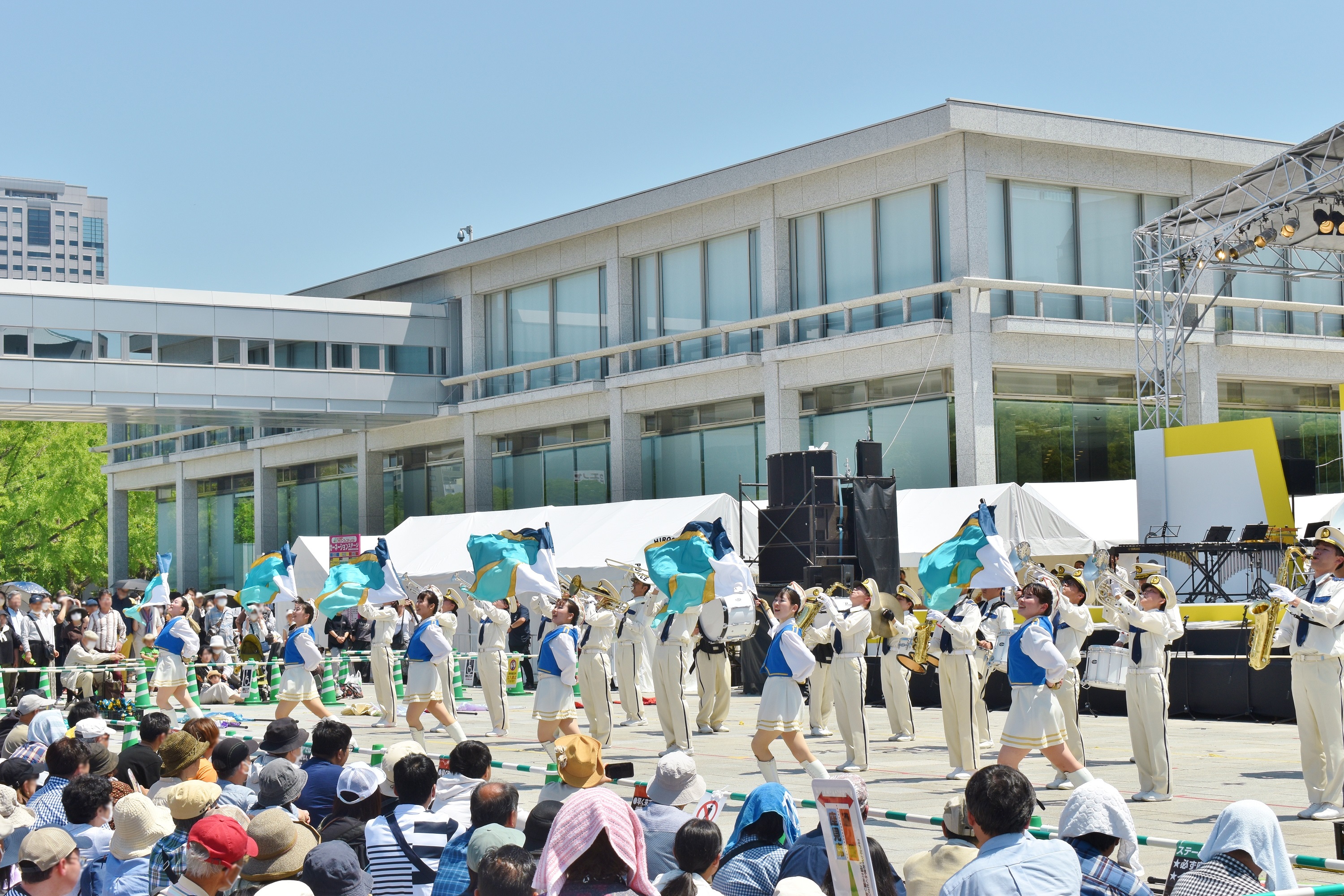 ファランドールを演奏する様子