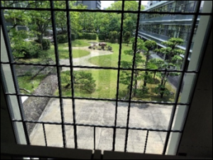 2階正面ロビー中央からの景観