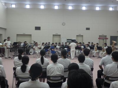 音楽隊演奏見学の様子