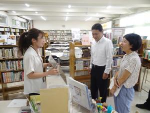 学校図書館での様子