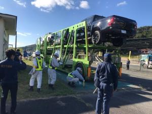 車両の重量測定・車両点検②