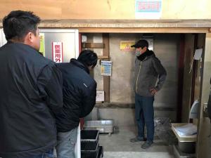 （農）神杉農産組合の農薬庫を見学
