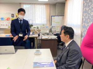 教員との意見交換の様子