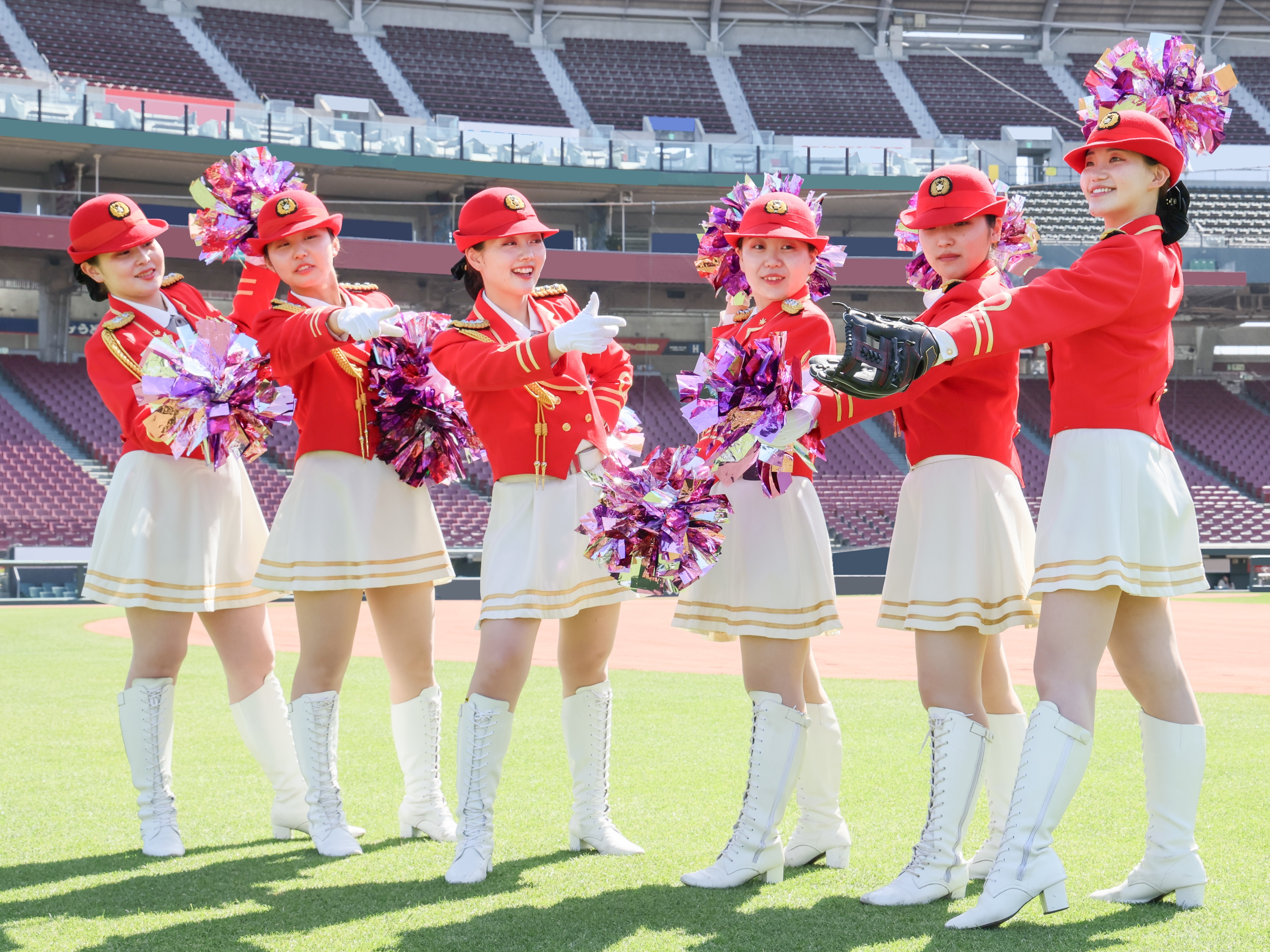 グローブを持ったカラーーガード