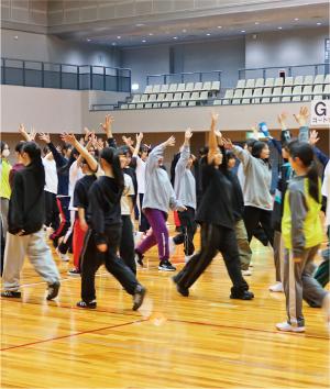 公開演技の様子