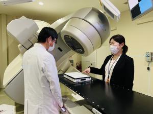 衛生（薬学）職員写真