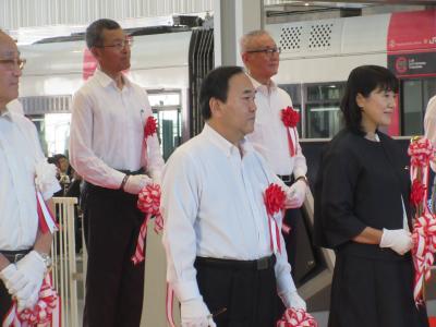 テープカット２