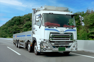 広産　トラック