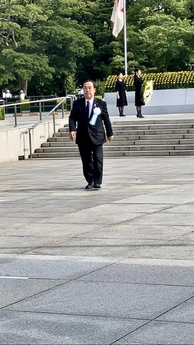 平和祈念式典参列