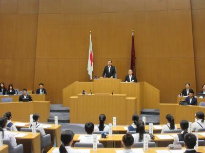 模擬県議会開会