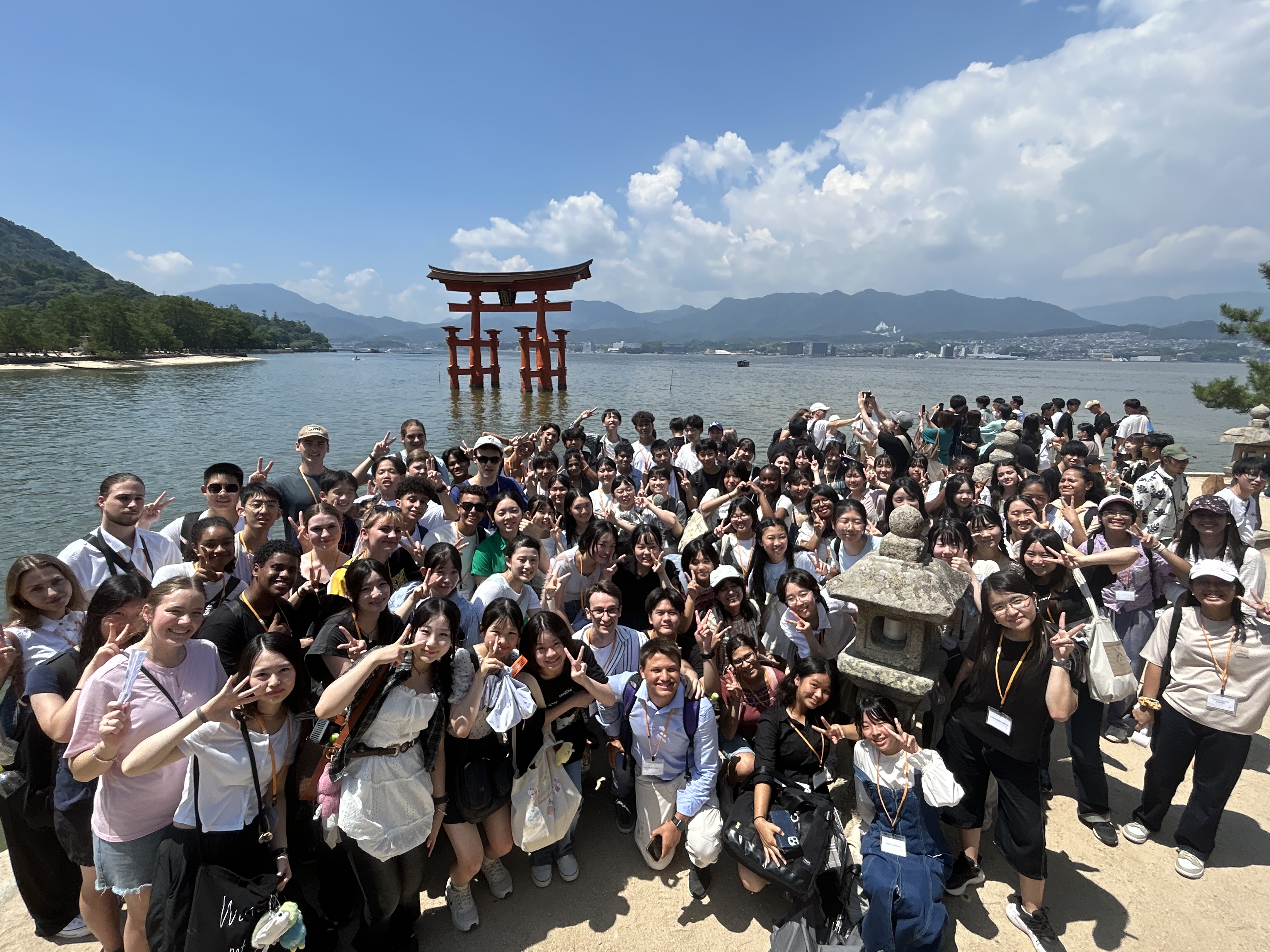 宮島訪問の様子