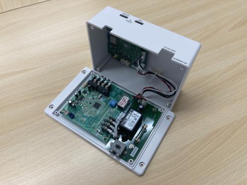 エアコン内部に取り付ける遠隔監視装置