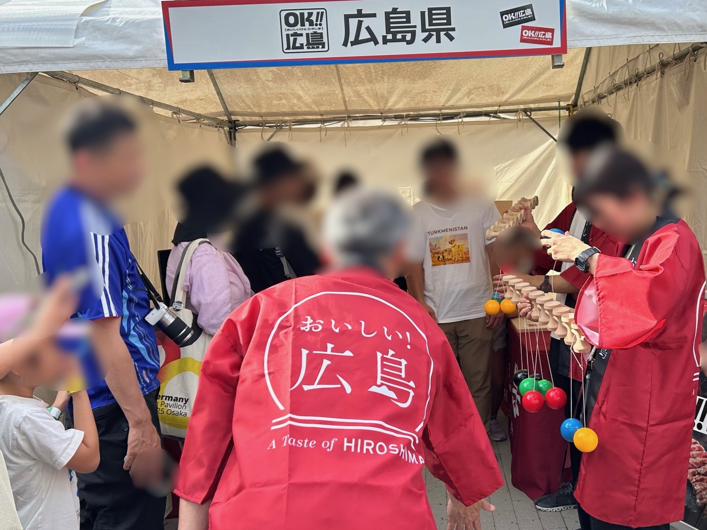 けん玉チャレンジの様子(行列)