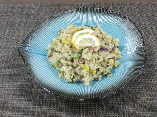 広島菜とタコのカレーピラフ