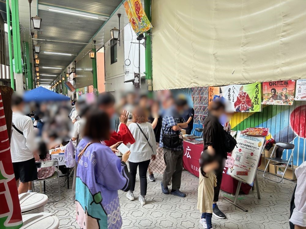 ブース(にぎわいの様子)