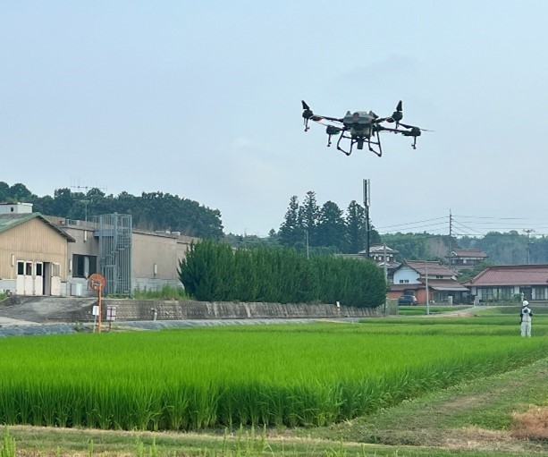 ドローン防除の様子2