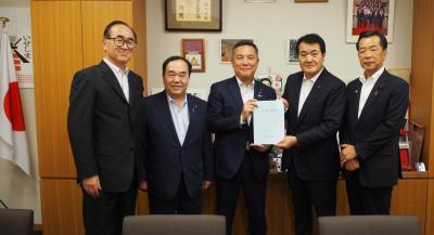 自民党 鈴木総務部会長