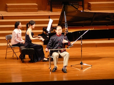 二胡・周鈺さん（民族器楽学部二胡教授）