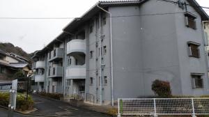 新山住宅外観写真