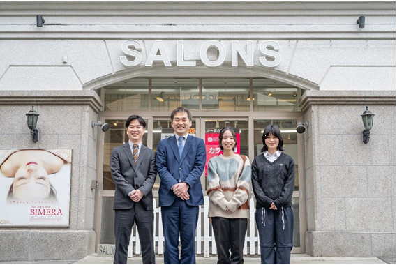 イーサロングループ_集合写真