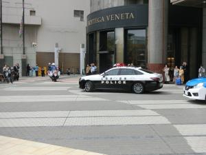 パトカー